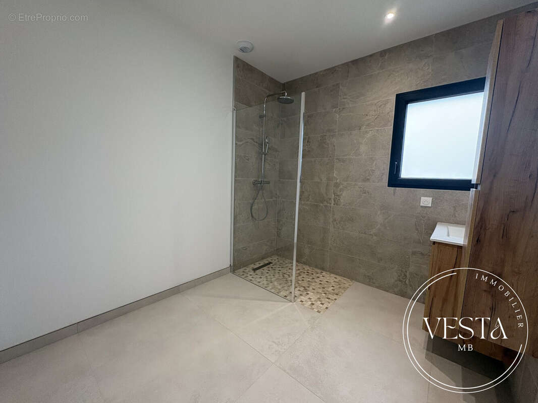 Maison 144 m² à Genlis  - photo 8