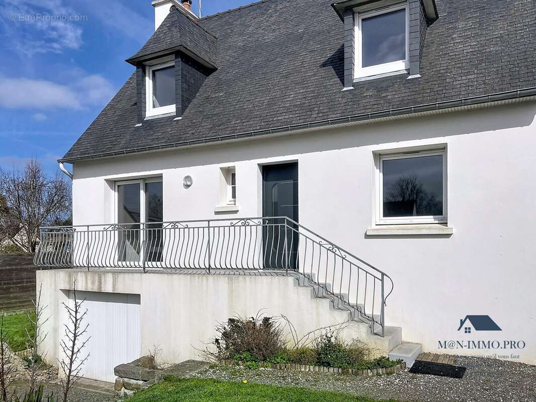 Maison à TREGUEUX