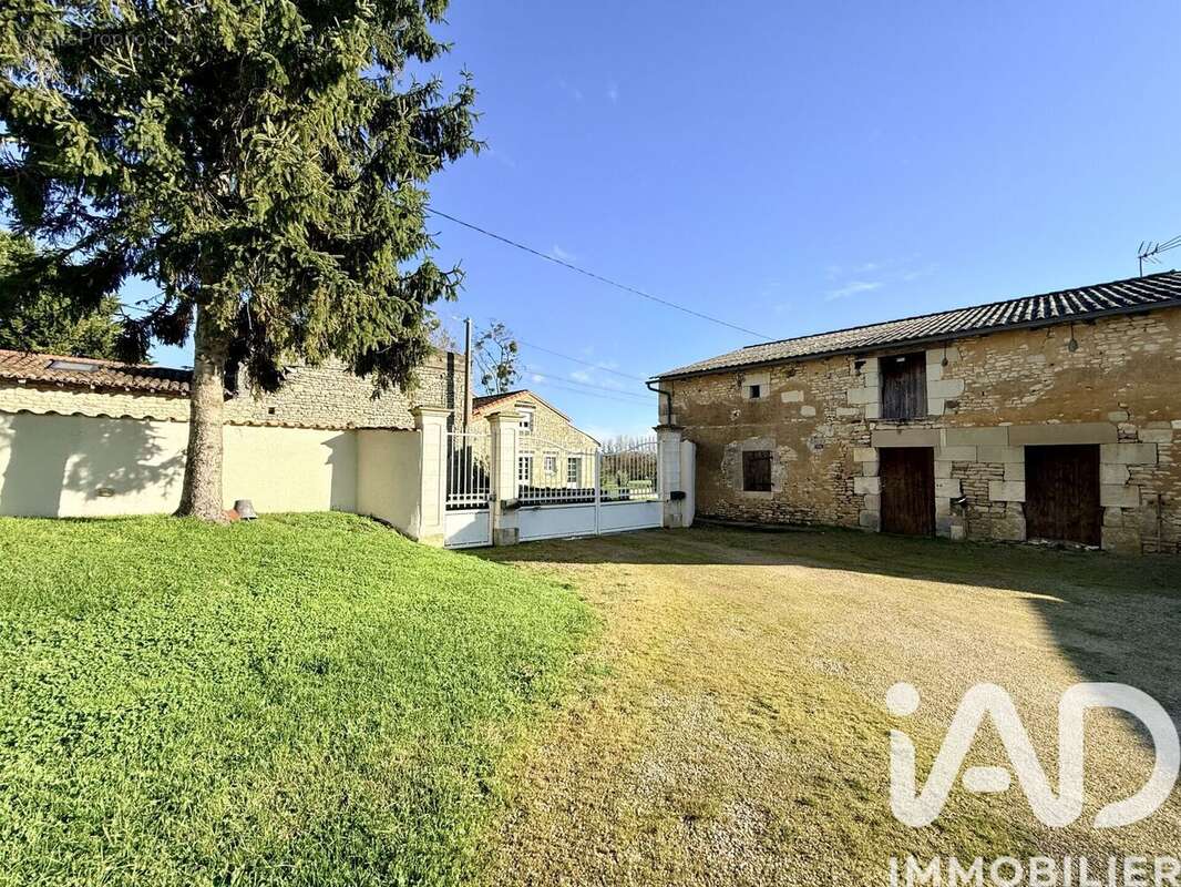 Photo 2 - Maison à CHABOURNAY