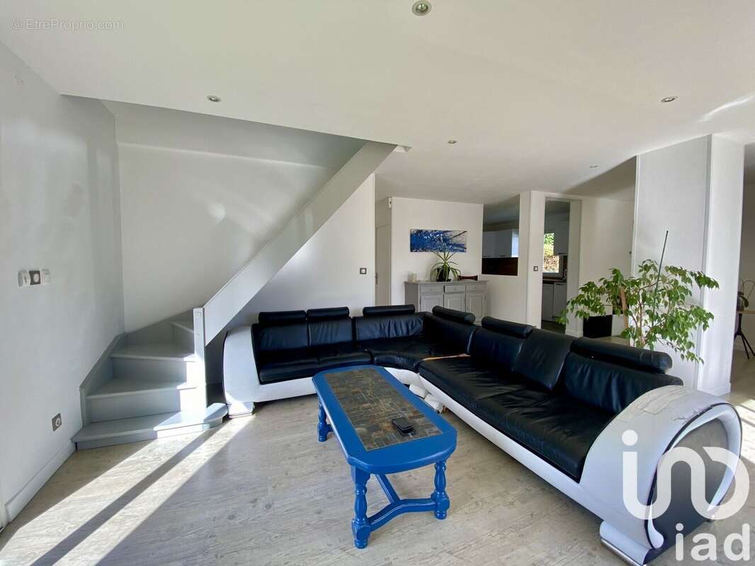 Photo 8 - Maison à ABLON