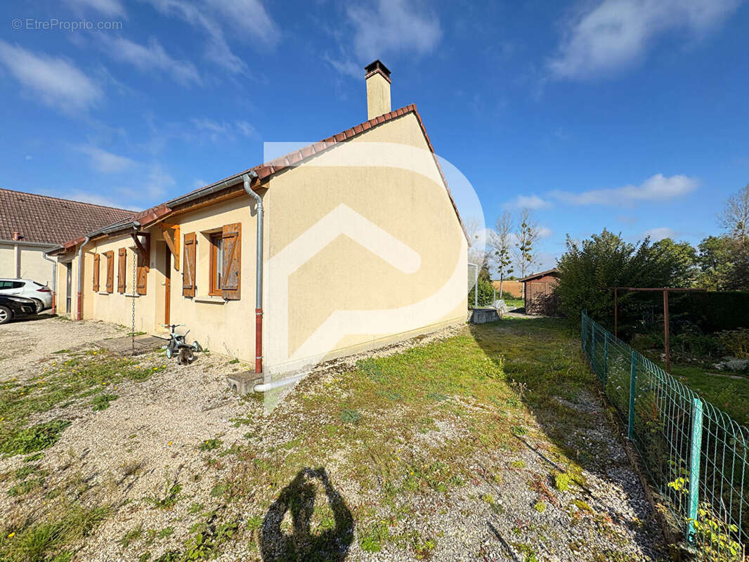 Maison à CHOILLEY-DARDENAY