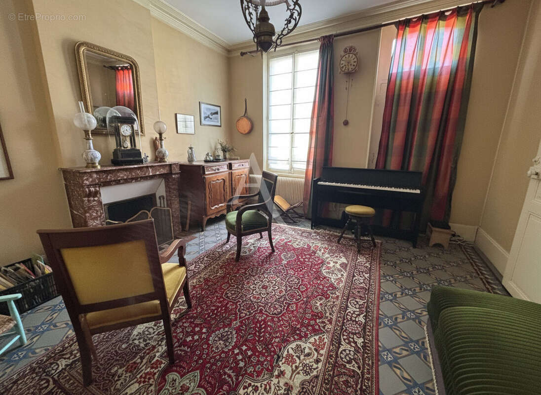 Maison à LAMOTTE-BEUVRON