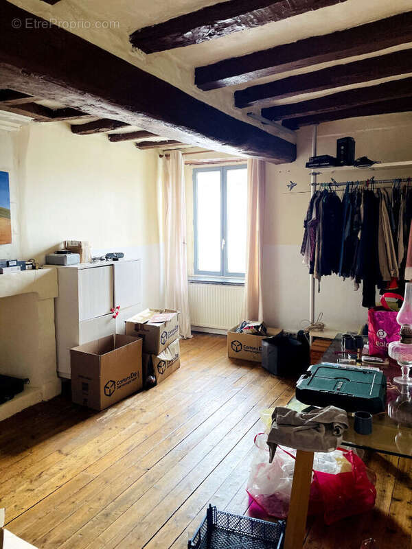 Maison à LA CELLE-SAINT-AVANT