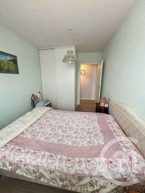 Appartement 70 m² à Saint-Quentin  - photo 8