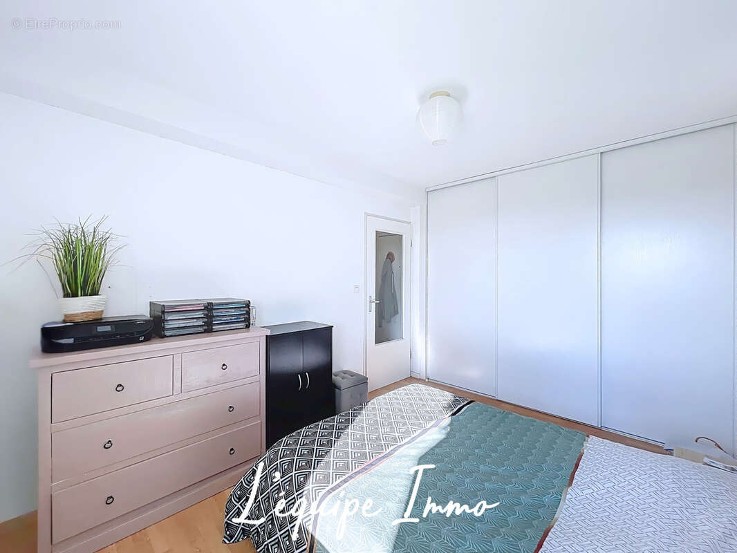 Appartement à LA SALVETAT-SAINT-GILLES