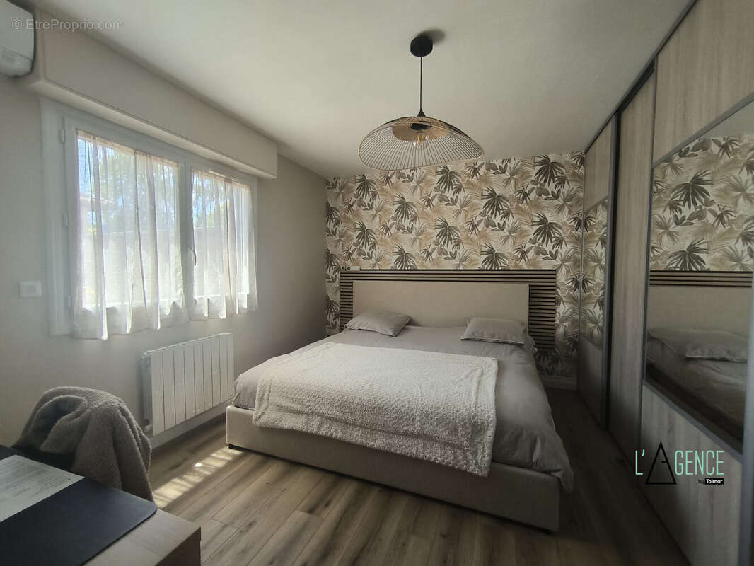 Appartement 84 m² à Ambares-Et-Lagrave  - photo 9