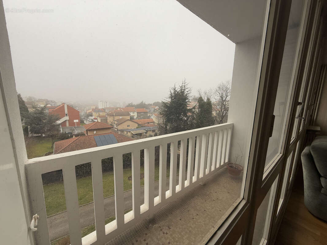 Appartement à SAINT-ETIENNE