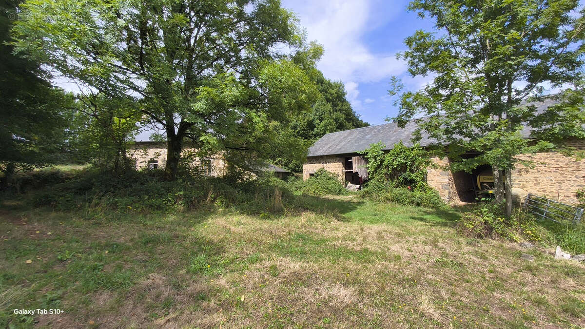 Maison à LA CROISILLE-SUR-BRIANCE