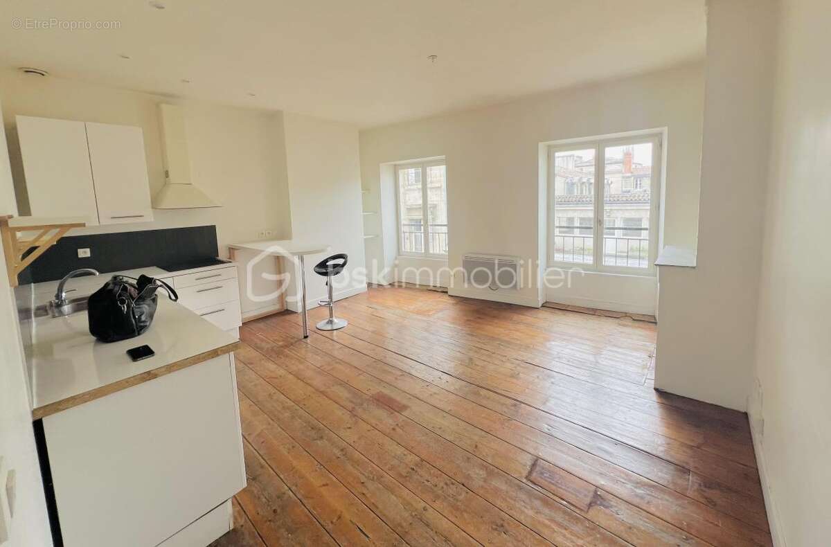 Appartement à BORDEAUX