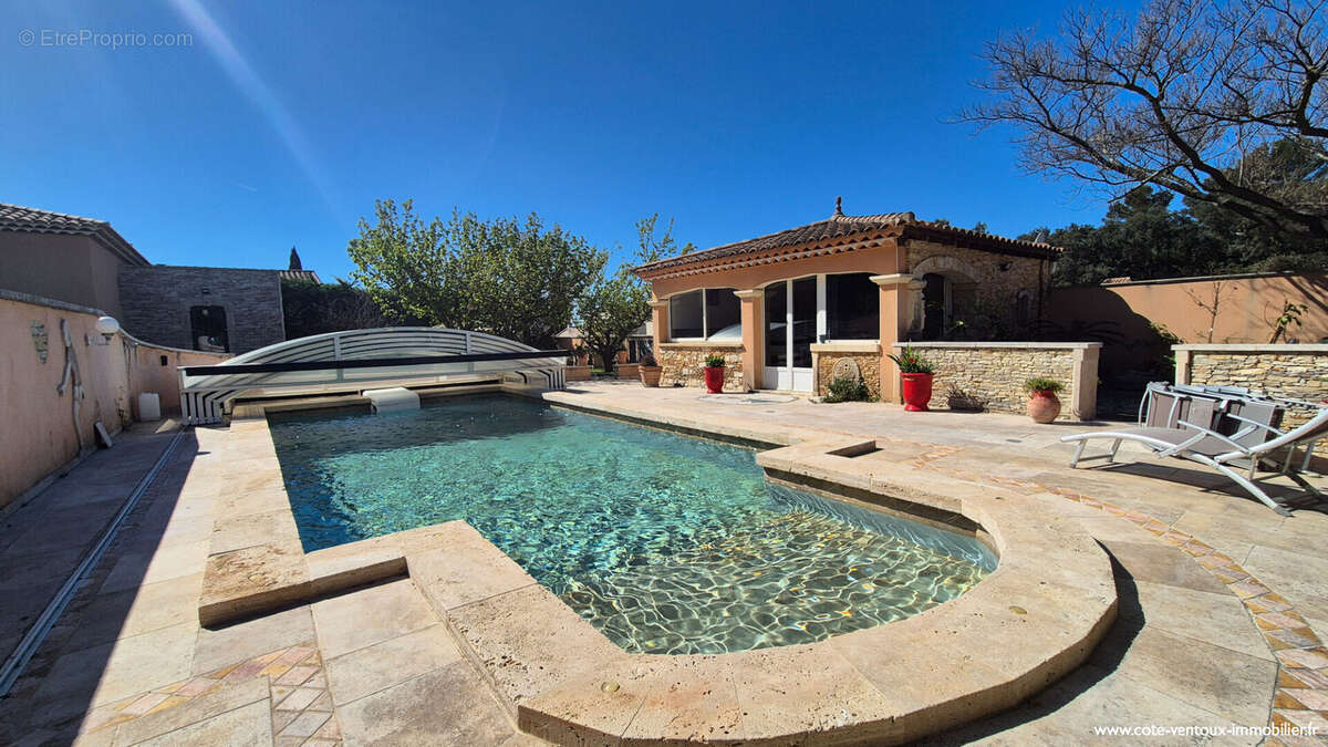 Maison à VACQUEYRAS