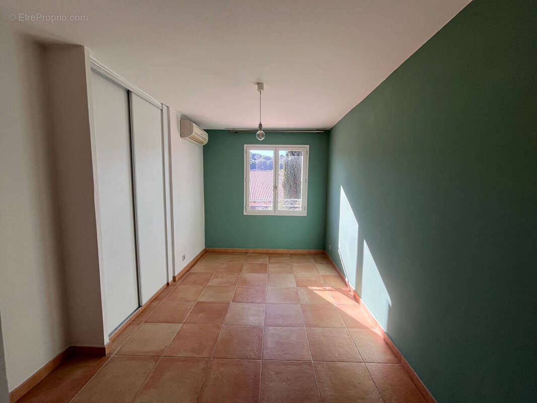 Maison à LE CASTELLET