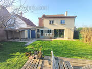 Maison à GREGES
