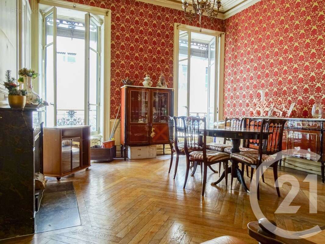 Appartement à LYON-1E