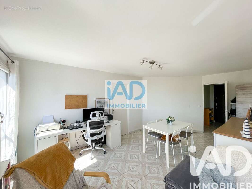 Photo 8 - Appartement à ETRECHY