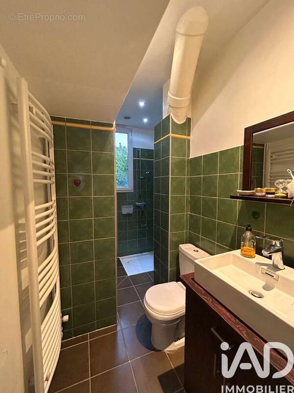 Photo 6 - Appartement à SURESNES