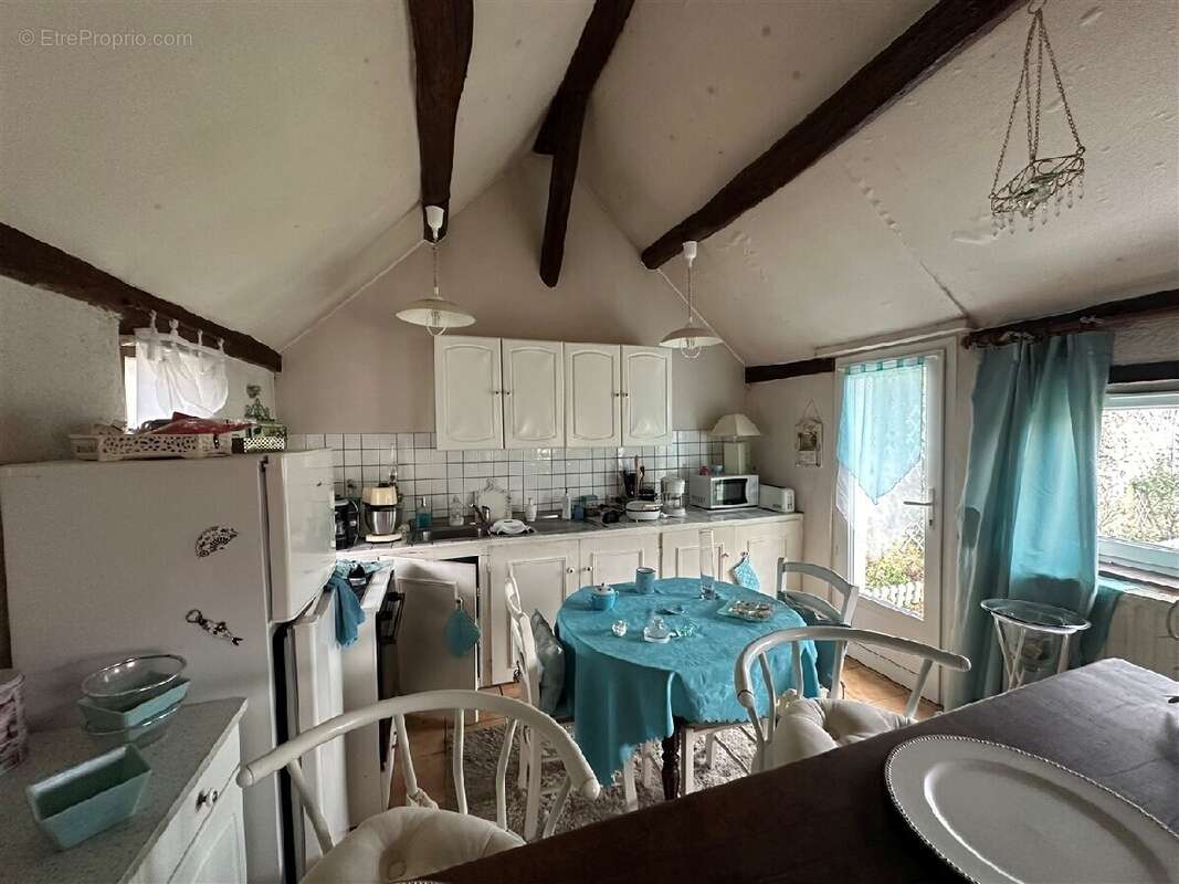 Maison à CRUCEY-VILLAGES