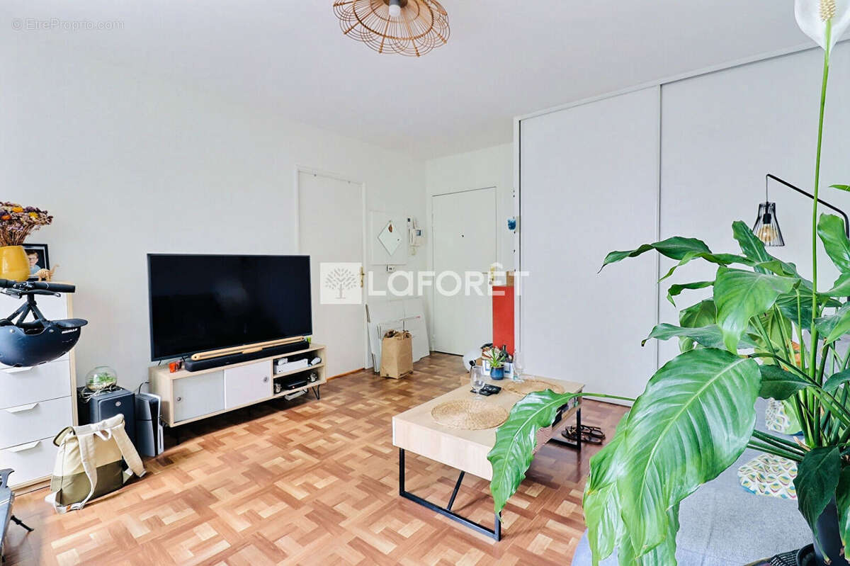 Appartement à SAINT-OUEN