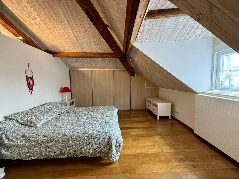Maison à COMBS-LA-VILLE