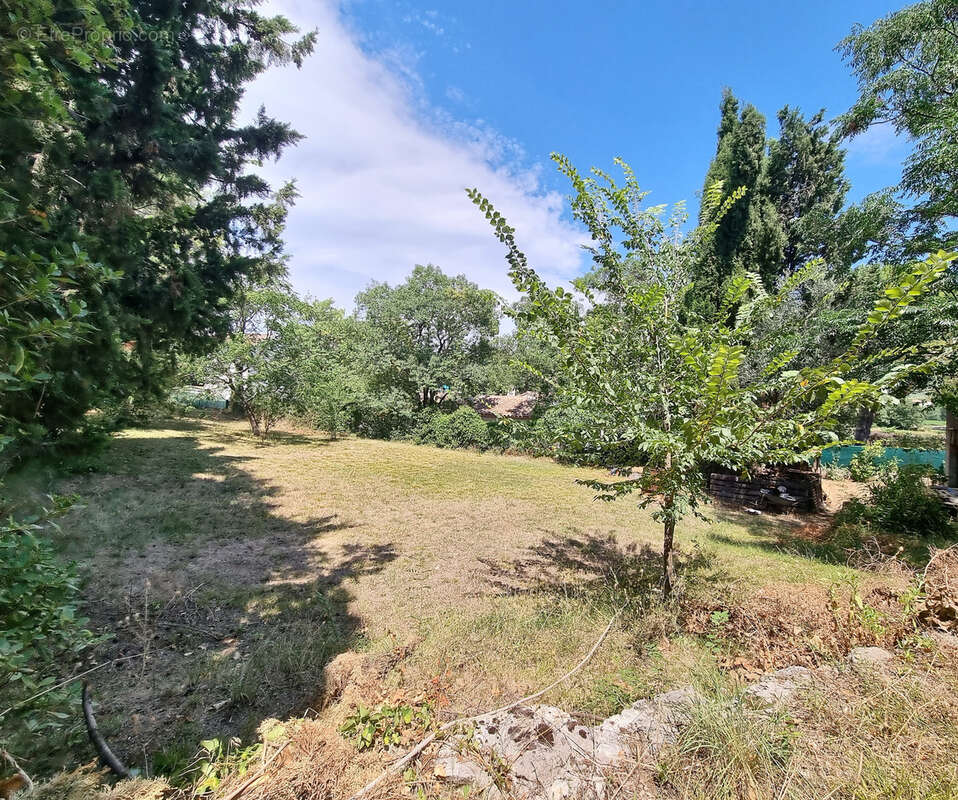 Terrain à MONTFERRIER-SUR-LEZ