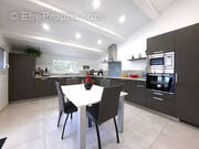 Maison à JONQUIERES