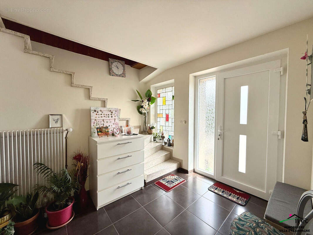 Maison 148 m² à Crastatt  - photo 4