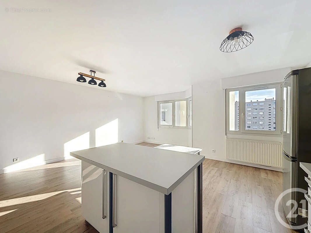 Appartement à LYON-7E