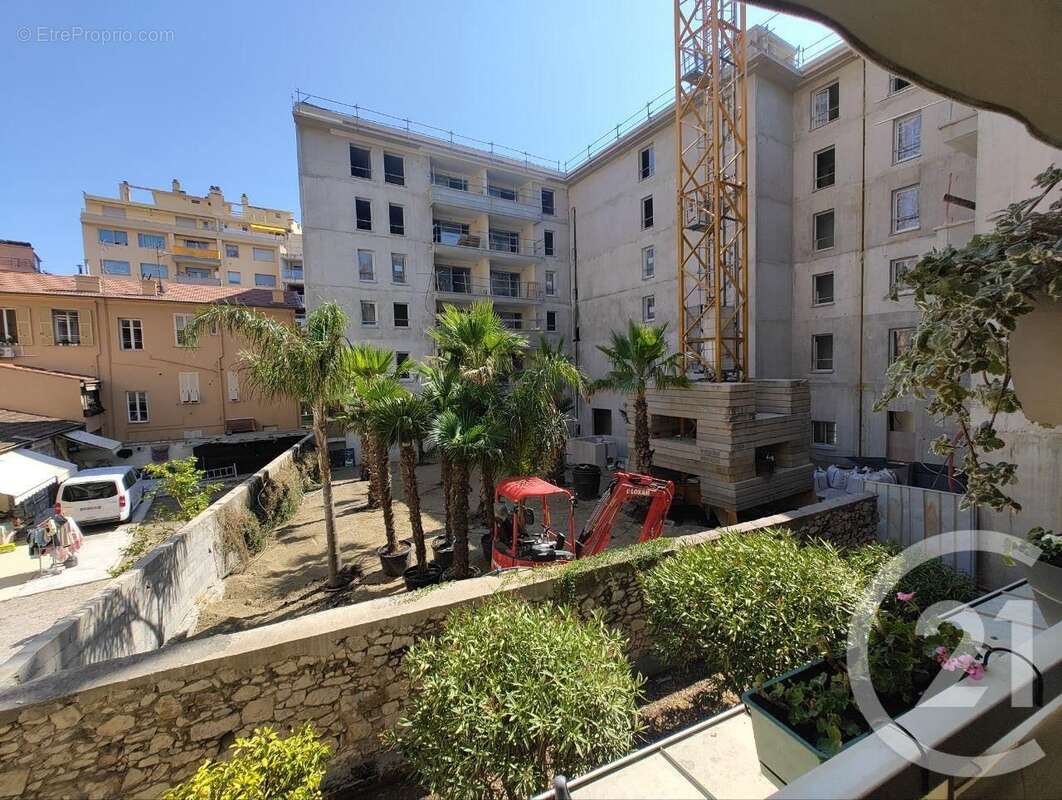 Appartement à ROQUEBRUNE-CAP-MARTIN
