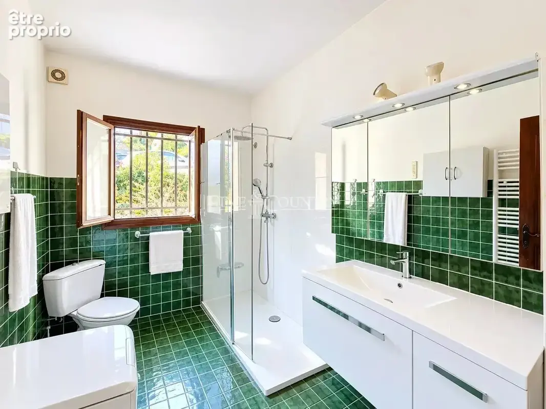 À Vendre Maison Familiale avec Vue Panoramique - Cagnes-sur-Mer - photo 10