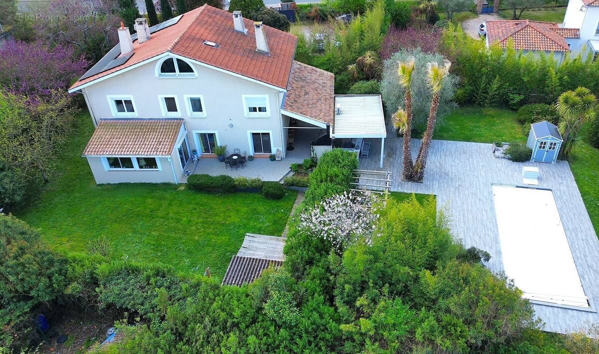 Maison à L'ISLE-JOURDAIN