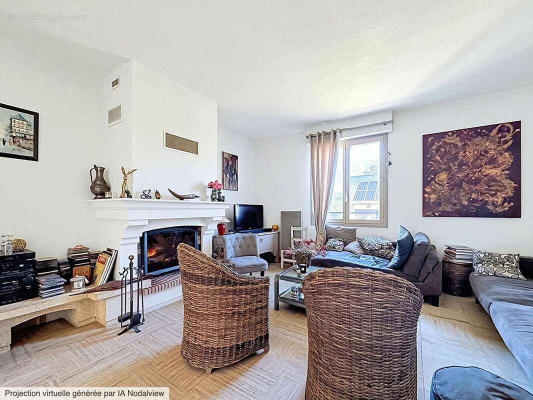 Maison à DOUE-LA-FONTAINE