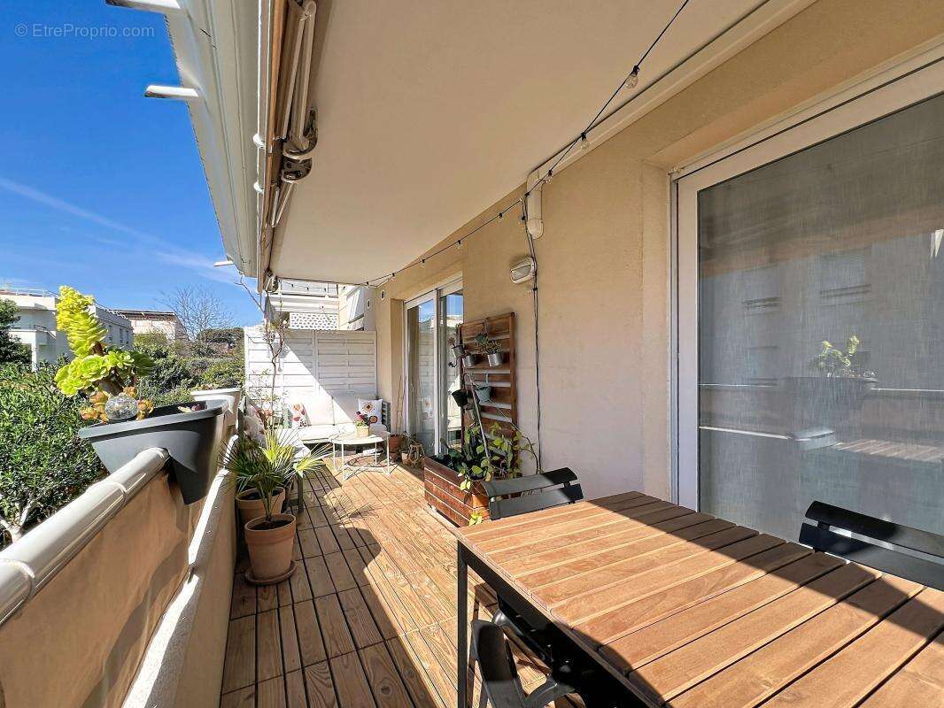 Appartement à VILLENEUVE-LOUBET