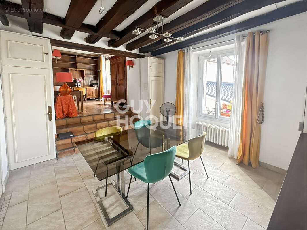 Maison à CHAUMES-EN-BRIE