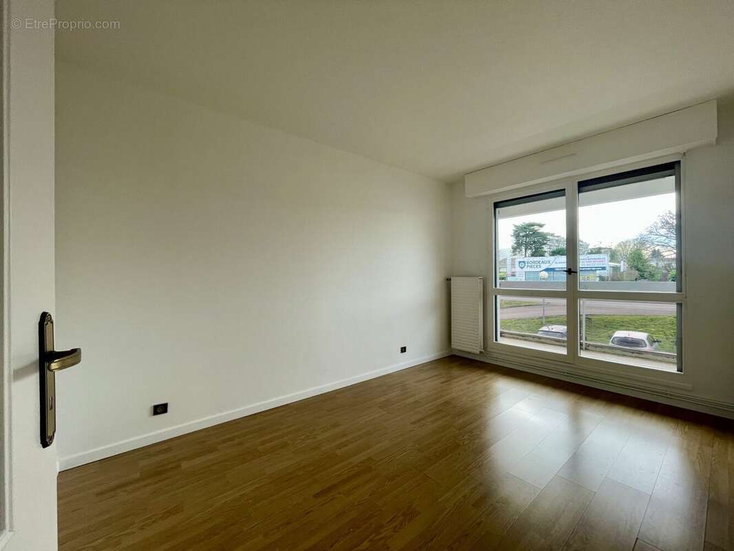 Appartement à LE BOUSCAT