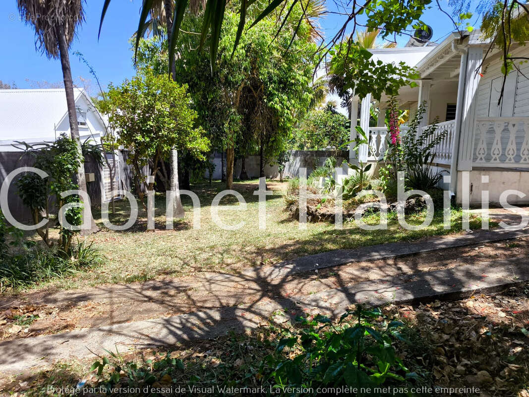 A vendre - maison de type t4 de 115.53 m2 environ - saint-pierre - 449 000 € - photo 13