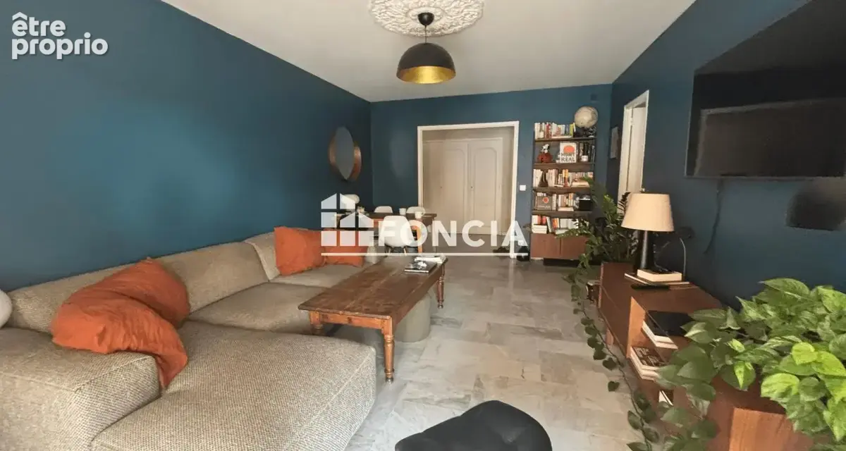 Cannes penchai dans residence securisee  spacieux 4 pieces traversant terrasse balcon 2 pkgs cave - photo 4
