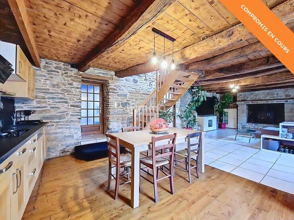 Maison à ROUDOUALLEC