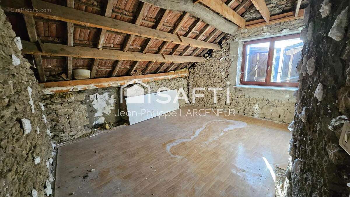 Photo 8 - Maison à CHARGEY-LES-GRAY