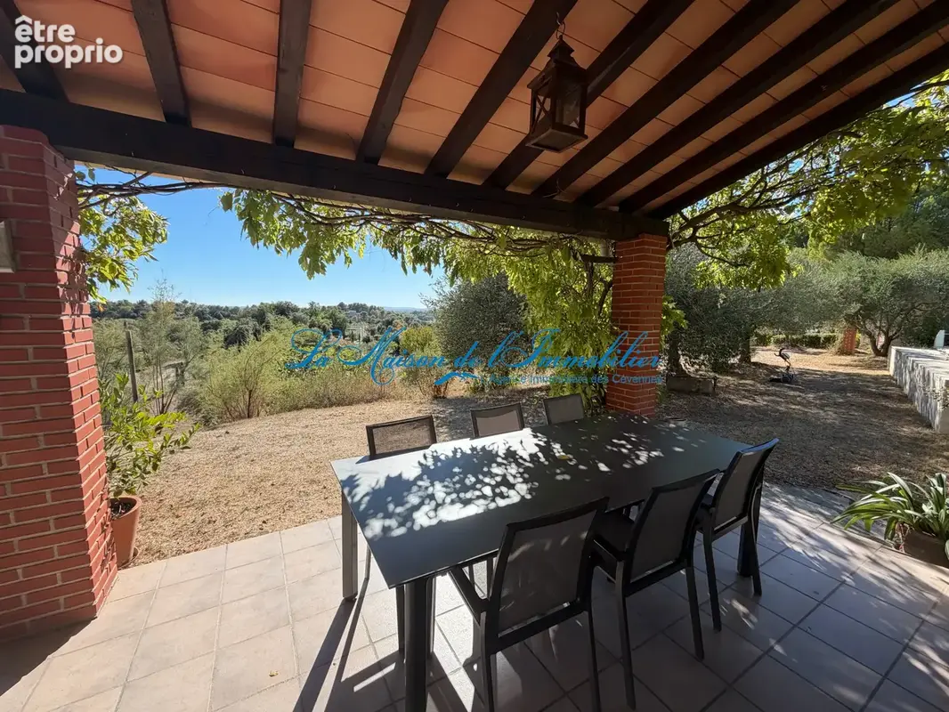 Sur les hauteurs de ST HILAIRE DE BRETHMAS, maison F5, piscine, double garage sur 3000 m2 de terrain avec vue - photo 5