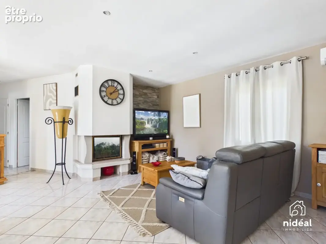 Maison 6 pièces 110 m² à vendre à Sommieres (30250) - photo 9