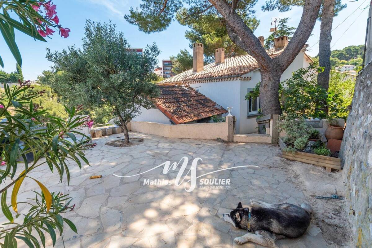 Photo 1 - Maison à MARSEILLE-15E