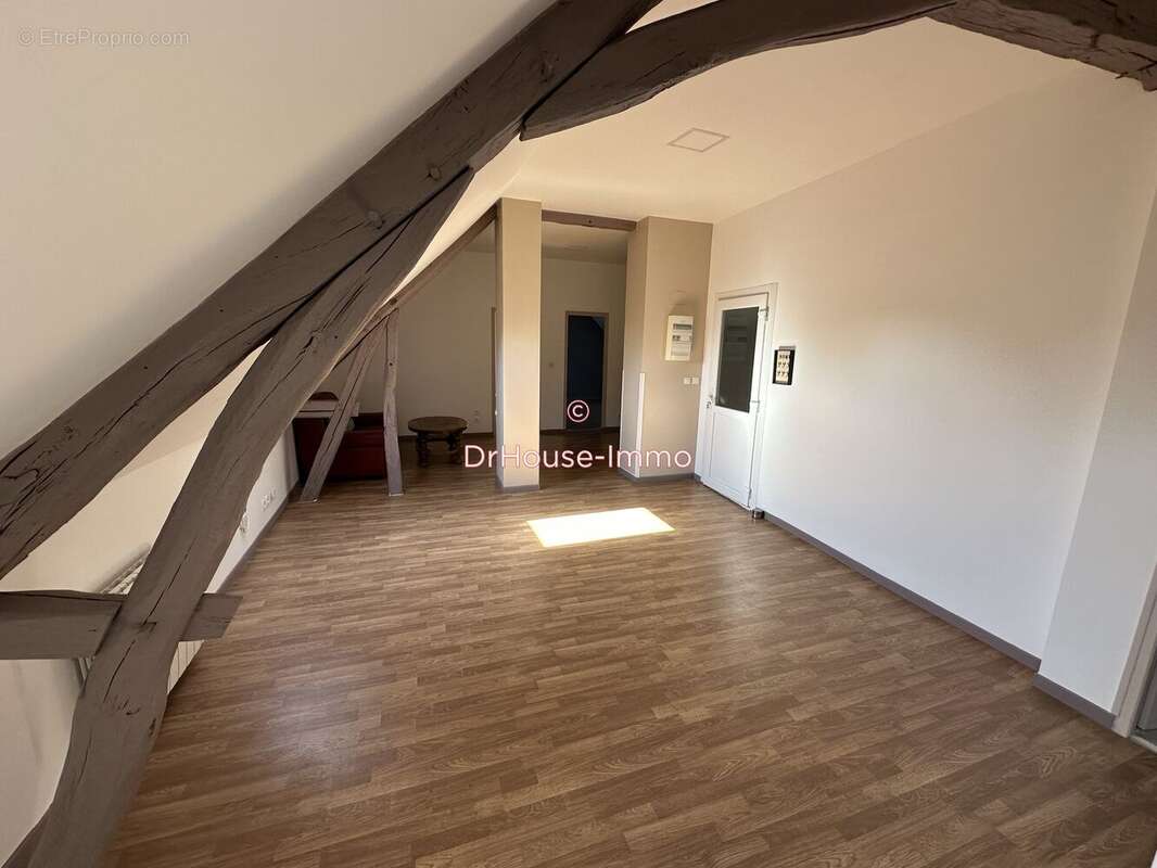 Appartement à BEAULIEU-SUR-LOIRE