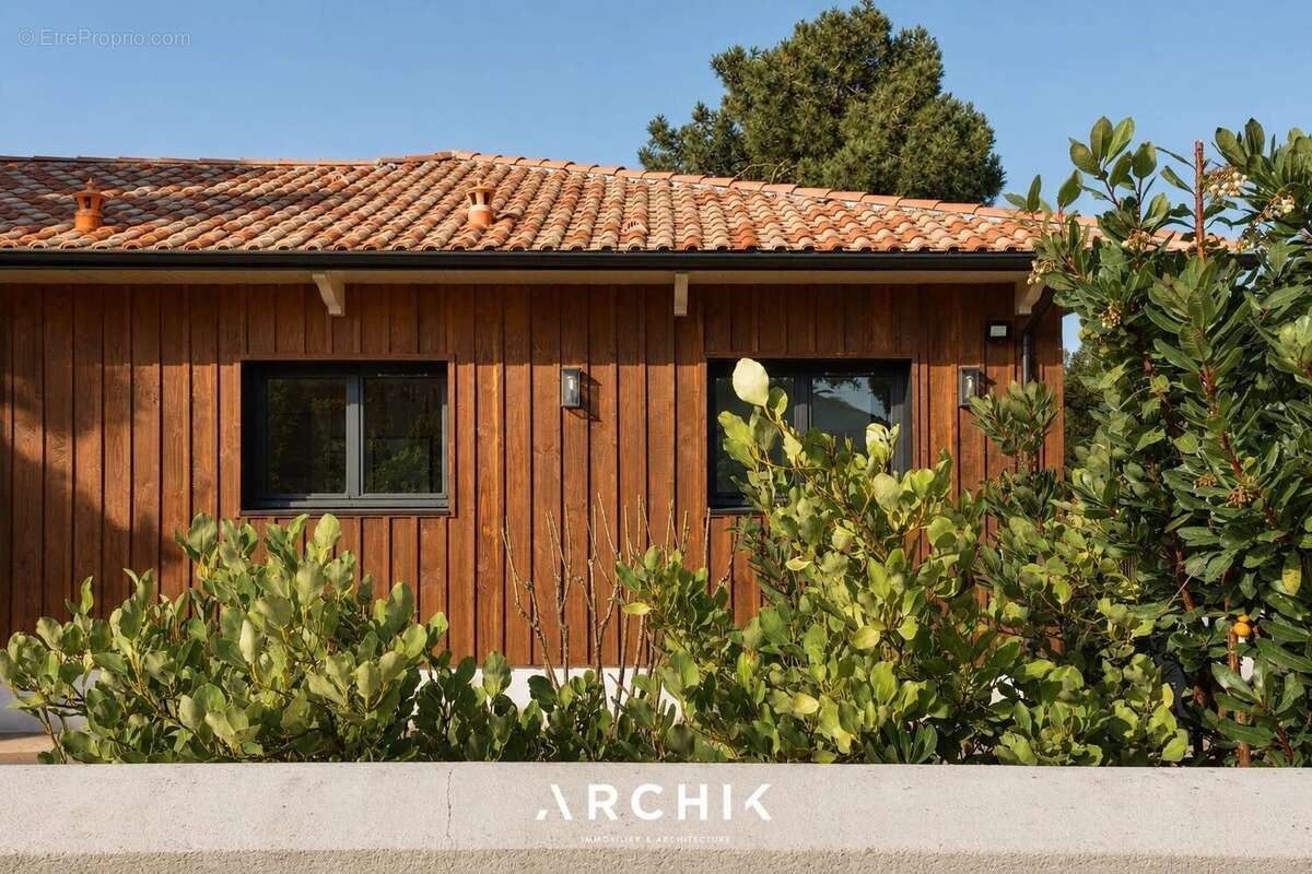 Maison 263 m² à Le Bouscat  - photo 12
