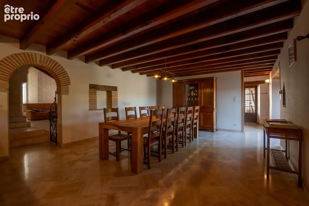 Belle propriété quercynoise avec 2 grandes maisons, piscine et 1 ha terrain - photo 25