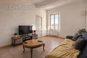 Photo 1 - Appartement à ROQUEBRUNE-SUR-ARGENS