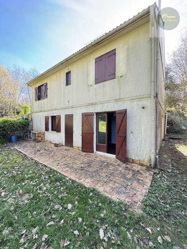 Maison à LORREZ-LE-BOCAGE-PREAUX