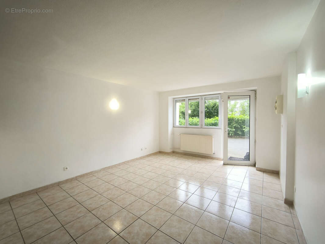 Appartement à SAINT-ETIENNE