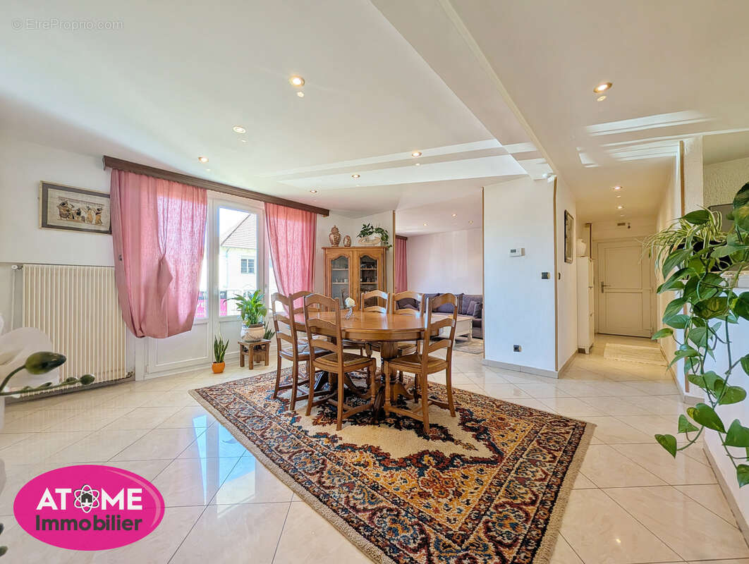 Appartement à JOEUF