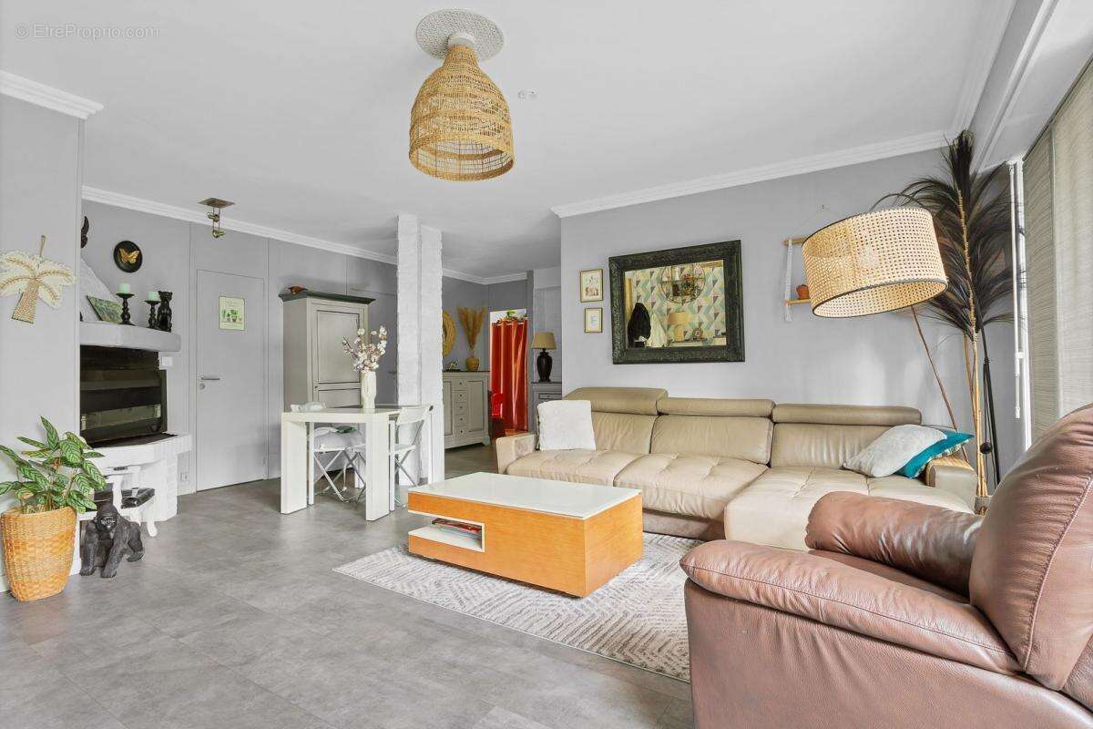 Appartement 4 pièces 83.54 m² - TERRASSE - PARKING - CAVE - photo 3