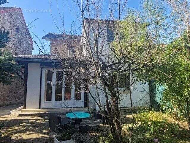 Maison à VILLENEUVE-SAINT-GEORGES