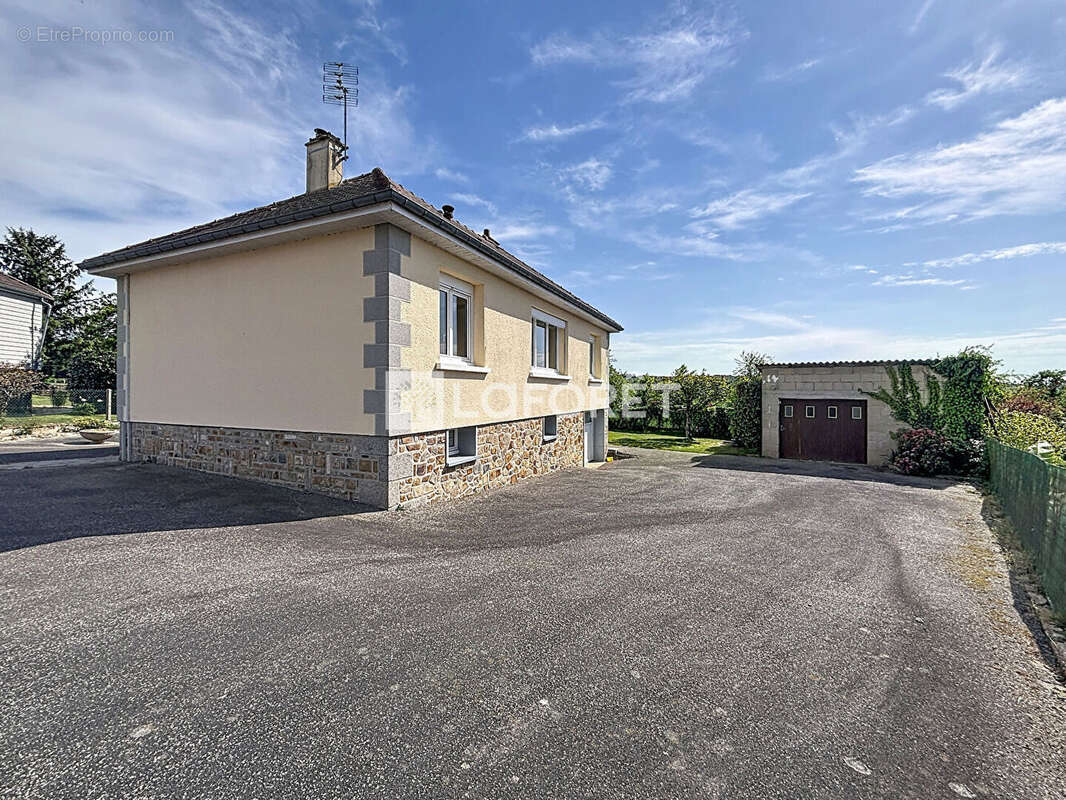 Maison à LA FERRIERE-AUX-ETANGS